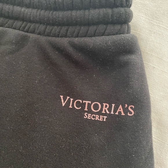 NWT Victoria Secret Shorts - Picture 2 of 4